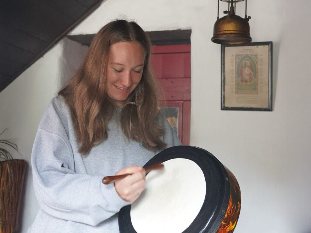 Playing the bodhrum